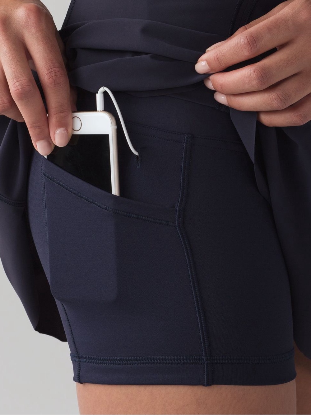 Lululemon Lost In Pace Skirt-Size 6
Midnight Navy - Picture 4 of 11